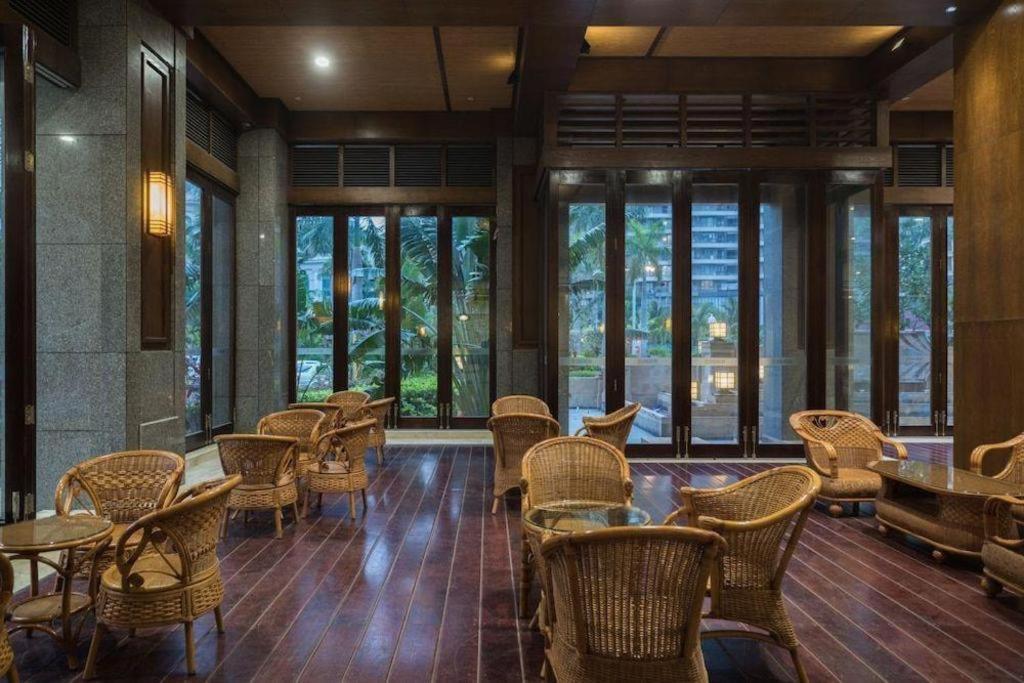 Sanya Shanghai Huating Boutique Resort Hotel Exterior photo