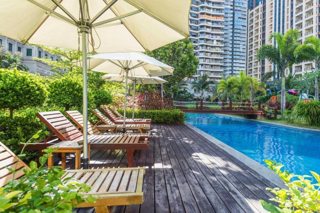 Sanya Shanghai Huating Boutique Resort Hotel Exterior photo