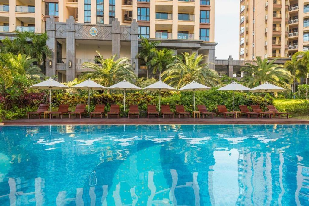 Sanya Shanghai Huating Boutique Resort Hotel Exterior photo