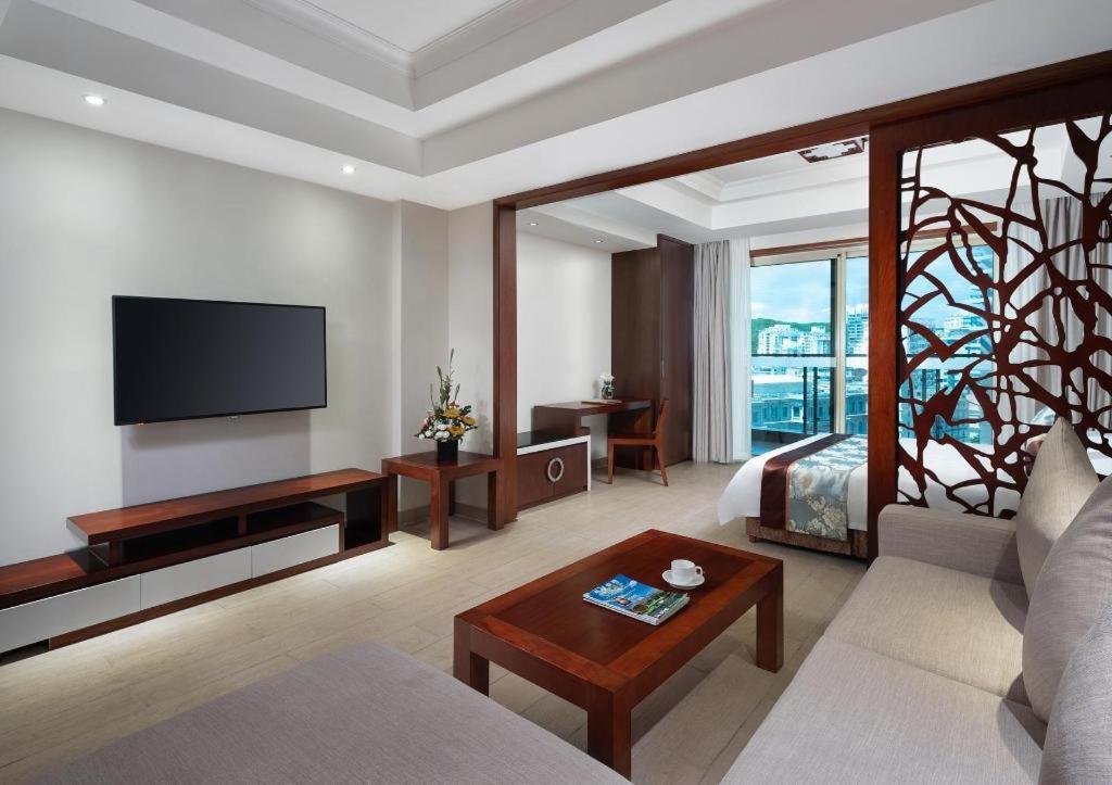 Sanya Shanghai Huating Boutique Resort Hotel Exterior photo