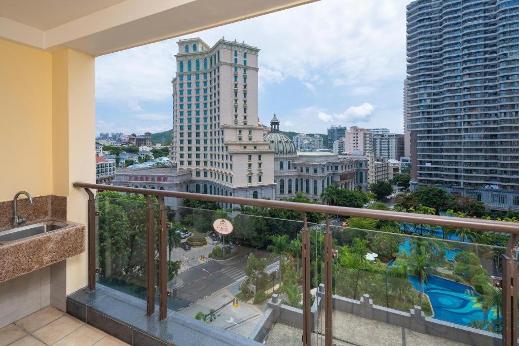 Sanya Shanghai Huating Boutique Resort Hotel Exterior photo